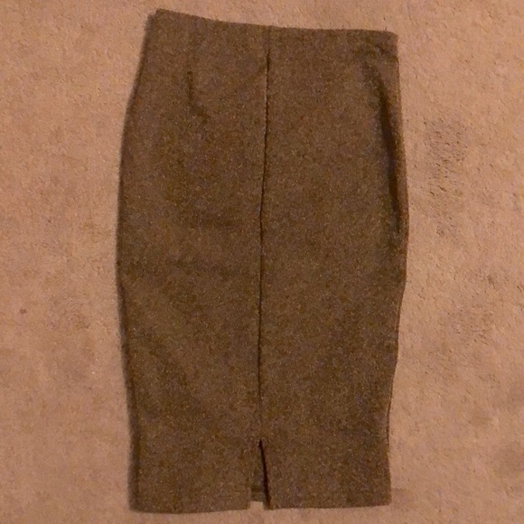 Metallic Gold Shaper Skirt LIKE NEW!! - Picture 2 of 8